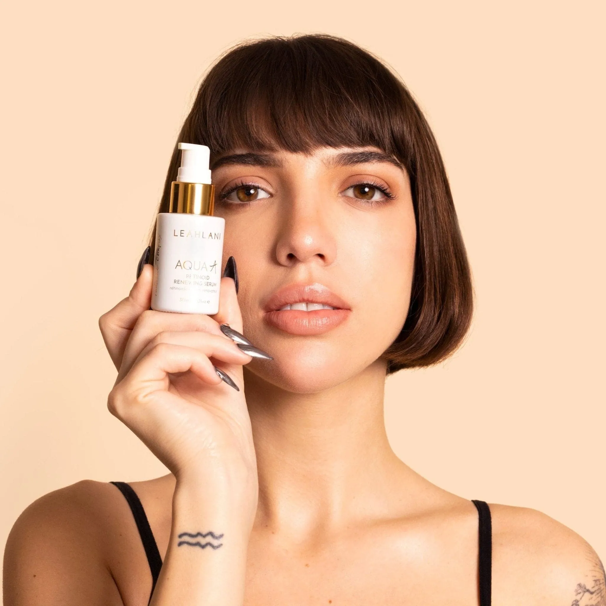Aqua A Retinoid Renewing Serum