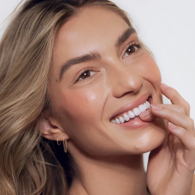 ROEN BEAUTY - Cheeky Blush