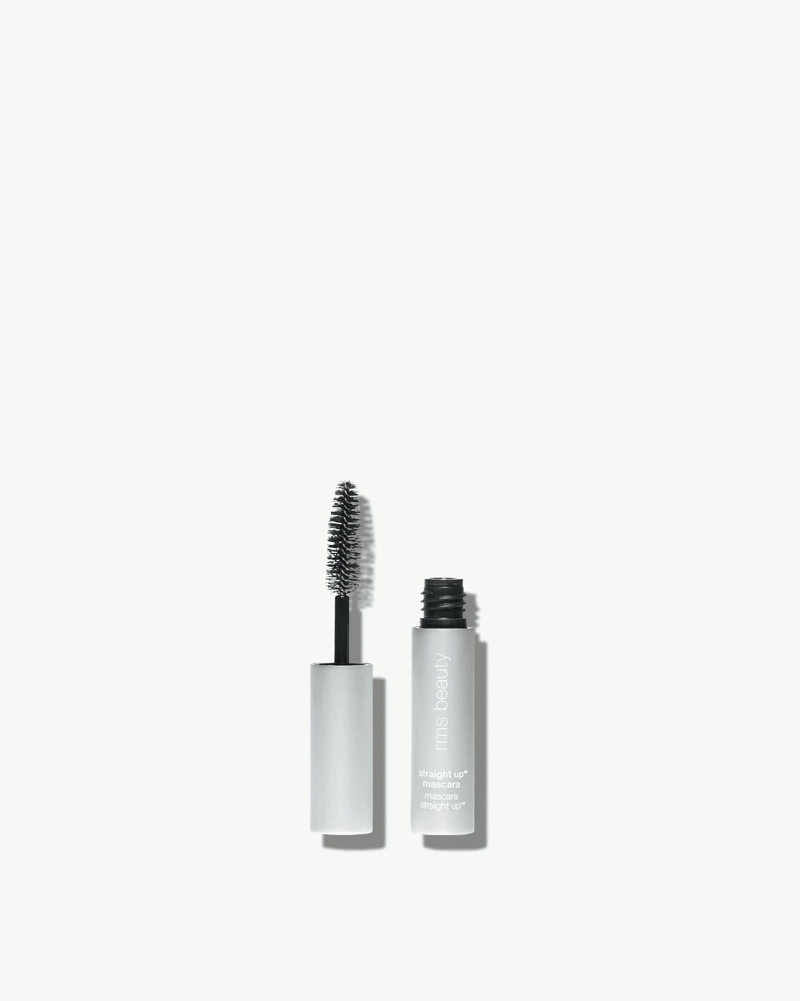 Straight Up™ Volumizing Peptide Mascara